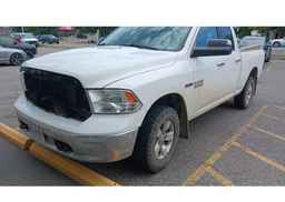 2016 RAM 1500 SLT
