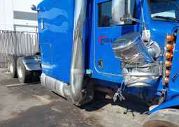 2022 PETERBILT 389
