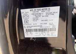 2010 FORD ESCAPE LIMITED