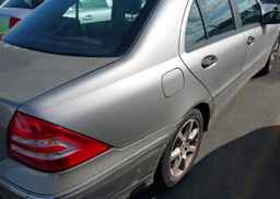 2005 MERCEDES-BENZ C 230K SPORT SEDAN