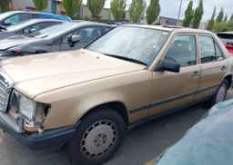 1988 MERCEDES-BENZ 300 E