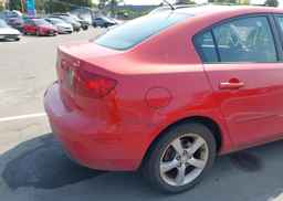 2005 MAZDA 3 S