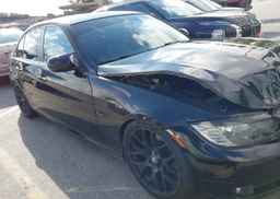 2011 BMW 323I