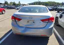 2013 HYUNDAI ELANTRA GLS