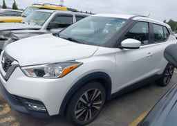 2019 NISSAN KICKS S
