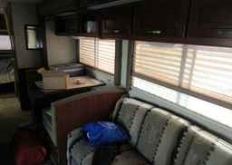 2004 FORD E450 SD MOTOR HOME