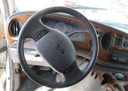 2004 FORD E450 SD MOTOR HOME