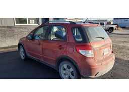 2010 SUZUKI SX4