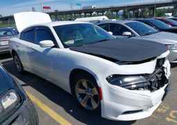 2015 DODGE CHARGER SXT