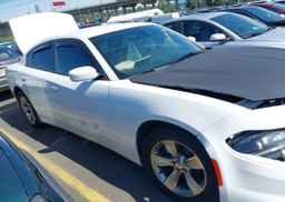 2015 DODGE CHARGER SXT