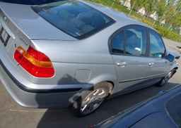 2004 BMW 325 I