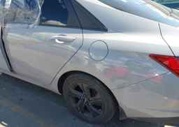 2022 HYUNDAI ELANTRA BLUE