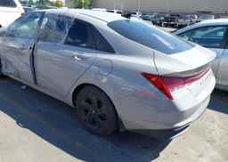 2022 HYUNDAI ELANTRA BLUE