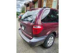 2002 DODGE CARAVAN SE