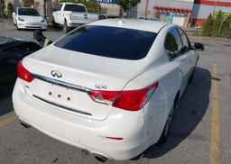 2016 INFINITI Q50