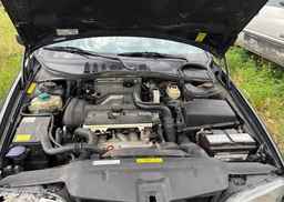 2002 VOLVO C70 HT