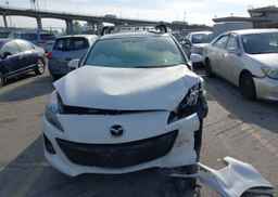 2013 MAZDA 3 I