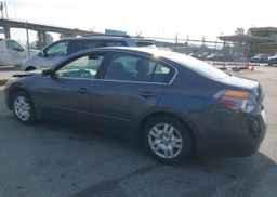 2010 NISSAN Altima S