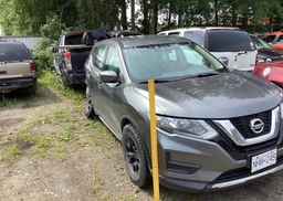 2017 NISSAN ROGUE