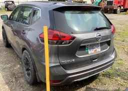 2017 NISSAN ROGUE