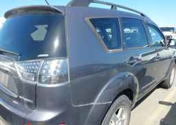 2008 MITSUBISHI OUTLANDER ES