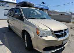 2013 DODGE GRAND CARAVAN SE