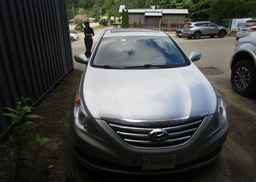 2014 HYUNDAI SONATA GLS