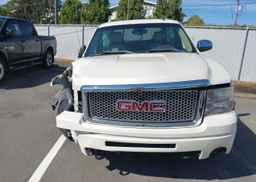 2013 GMC SIERRA K1500 DENALI