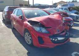 2013 MAZDA 3 I
