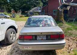 1992 FORD ESCORT LX-E