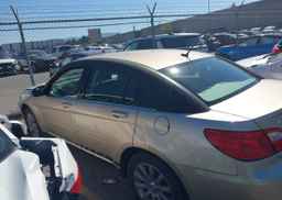2010 CHRYSLER SEBRING TOURING