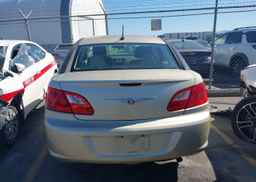 2010 CHRYSLER SEBRING TOURING