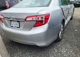 2014 TOYOTA CAMRY