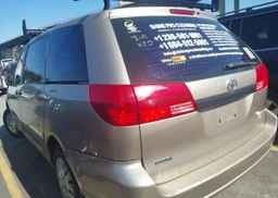 2004 TOYOTA SIENNA CE