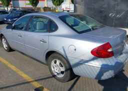 2005 BUICK ALLURE CX