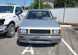1990 ISUZU CONVENTIONAL SPACE CAB