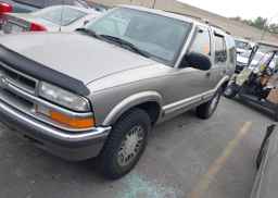 2000 CHEVROLET BLAZER