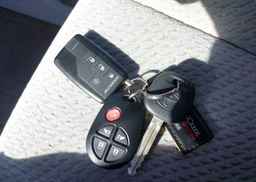 2012 TOYOTA SIENNA LE