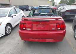 2001 FORD MUSTANG