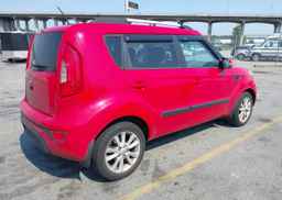 2013 KIA SOUL