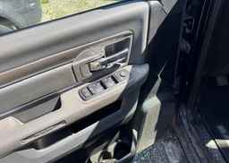 2013 RAM 1500 SLT