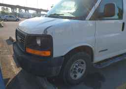 2004 GMC SAVANA G2500