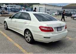 2013 MERCEDES-BENZ E 300 4MATIC
