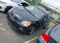 2012 KIA RONDO