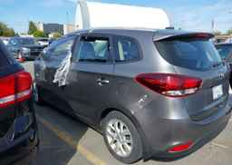 2017 KIA RONDO