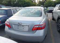 2007 TOYOTA CAMRY LE