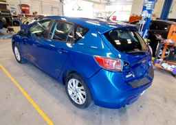 2013 MAZDA 3 I
