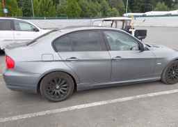2011 BMW 323I