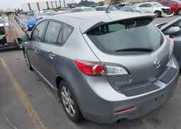 2010 MAZDA 3 S