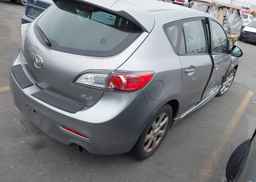 2010 MAZDA 3 S